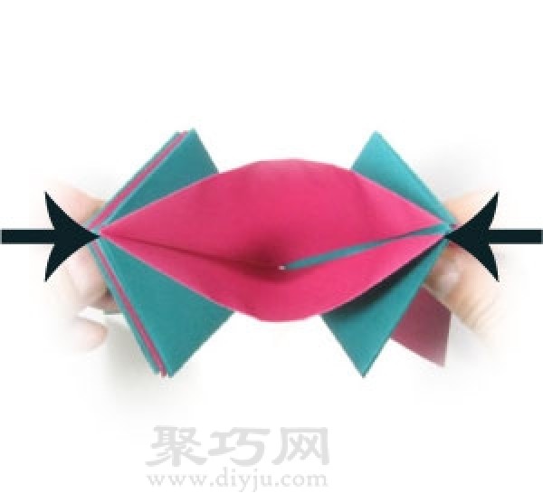 Illustration of handmade origami three-dimensional star folding method