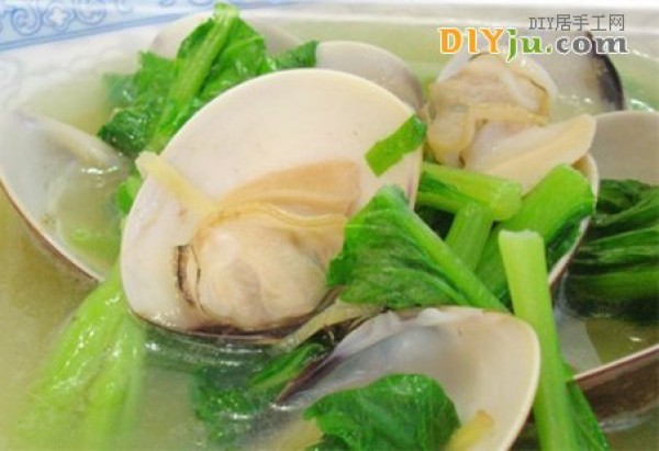 How to cook mustard greens with clams. Gourmet experts who want to learn how to cook clams should learn how to cook clams.