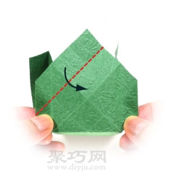 Simple origami illustration of a square box with lid