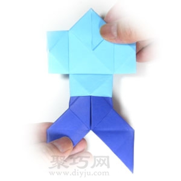 Step-by-step illustration of simple origami people