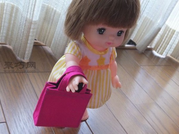 Mini felt handbag, a cute little bag for little dolls