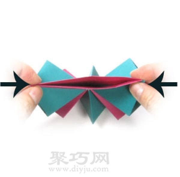 Illustration of handmade origami three-dimensional star folding method