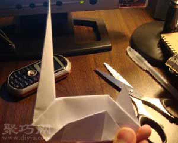 How to make origami swans from jailbreak. How to make origami swans from MICHAEL and SARA in jailbreak.