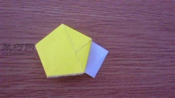 The easiest way to make origami lucky stars. Learn how to fold lucky stars in 5 steps.