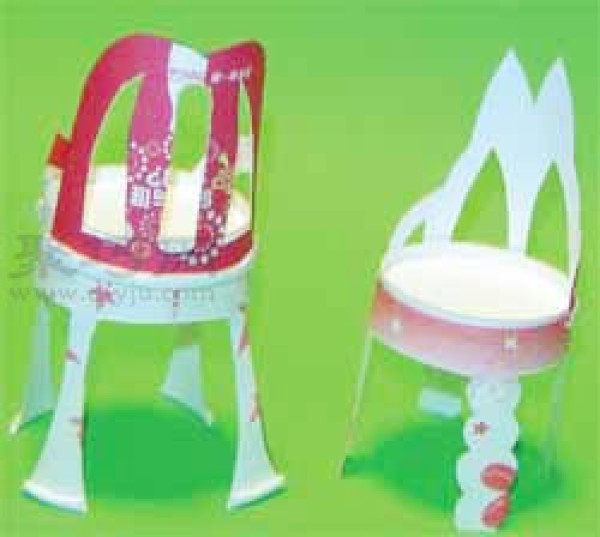 Childrens handmade paper cups use disposable paper cups to make chairs