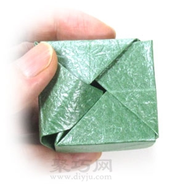 Simple and practical origami hollow cube illustration tutorial