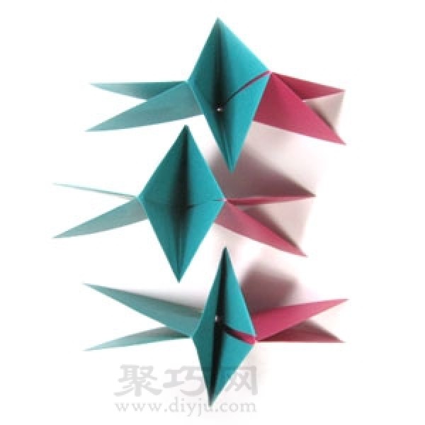 Illustration of handmade origami three-dimensional star folding method