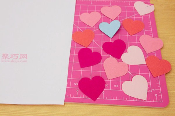 DIY handmade heart-shaped photo frame tutorial using colorful cardboard