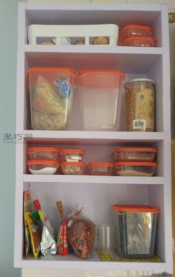 How to make practical storage shelves from cardboard boxes