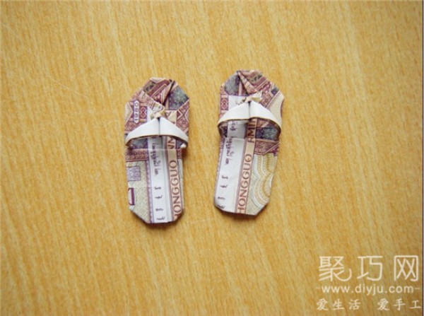 Super cute origami tutorial with money 1 cent origami slippers