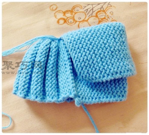 Knitting method of baby shoes with stick stitch. Teach you how to knit baby shoes with wool.