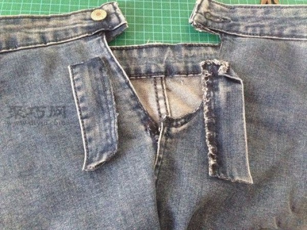 Tutorial on turning old jeans into treasure and transforming them into simple shoulder handbags