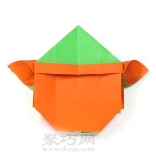 Illustration of how to fold the face of the origami elf