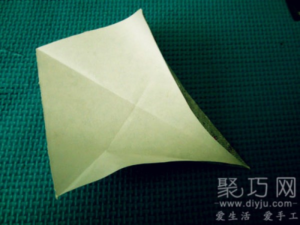 How to fold a paper crane How to fold a paper crane