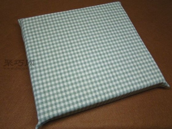 Small square fabric sponge cushion handmade tutorial