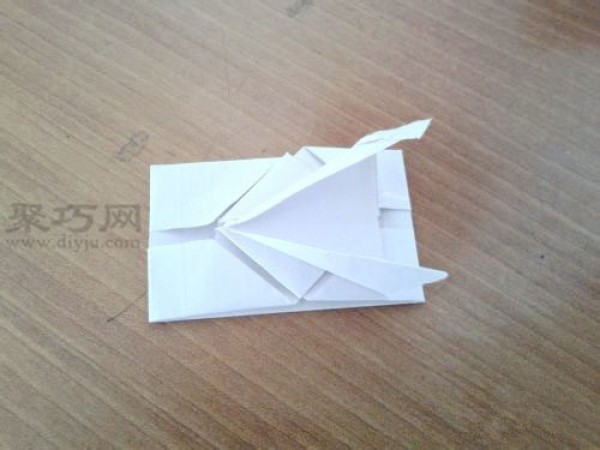 How to fold a super simple paper racing car. Learn how to fold a racing car in 6 steps