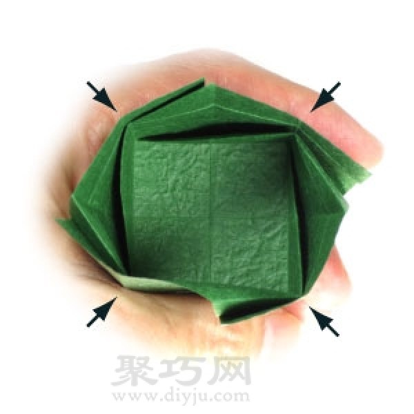 How to stack three-dimensional cubes? Check out this three-dimensional square origami tutorial