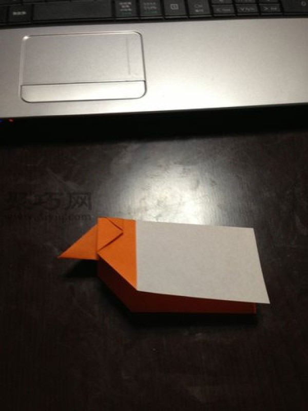 Simple flat-headed airplane origami tutorial How to fold a flat-headed airplane with paper