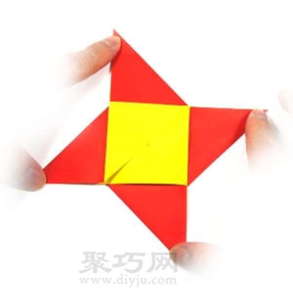 Steps to fold handmade origami stars