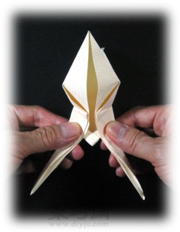 Origami Flying Crane Illustrated Tutorial