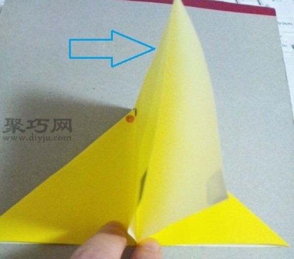 How to fold a Pikachu paper balloon How to fold a three-dimensional Pikachu origami