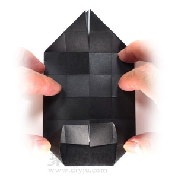 Origami Batmans Face Illustrated Tutorial