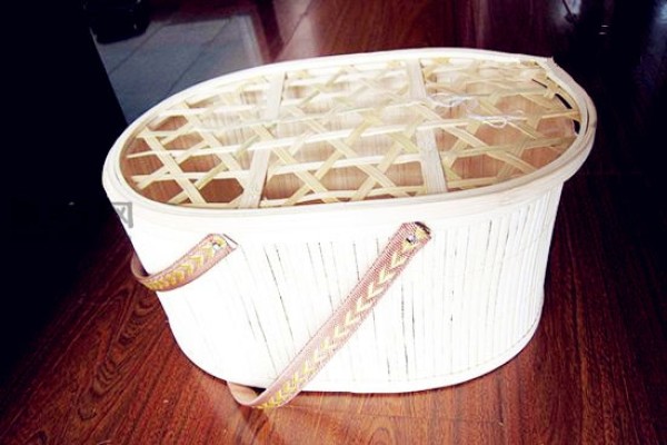 Use old bamboo basket waste to make DIY fabric storage basket