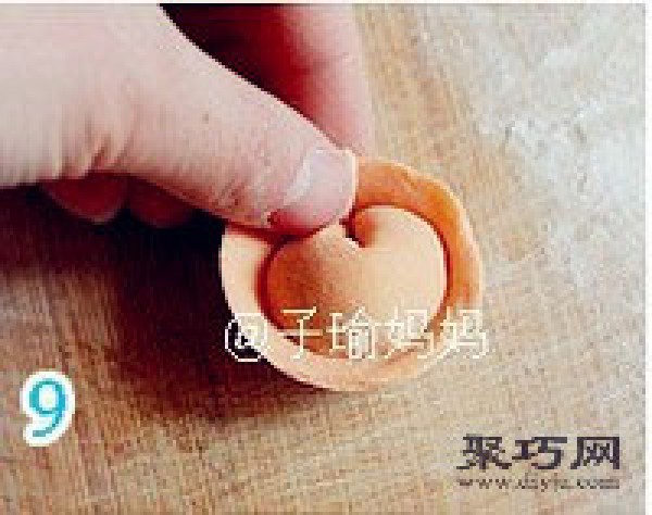 How to make carrot and Yuanbao dumplings. How to make dumplings and Yuanbao dumplings?