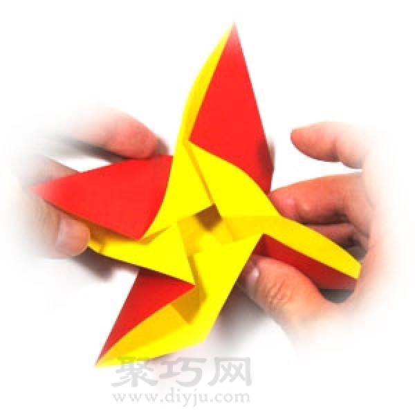 Steps to fold handmade origami stars