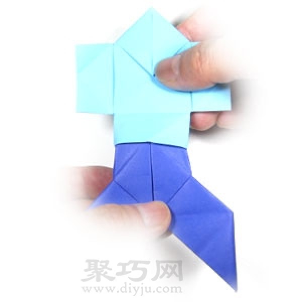 Step-by-step illustration of simple origami people