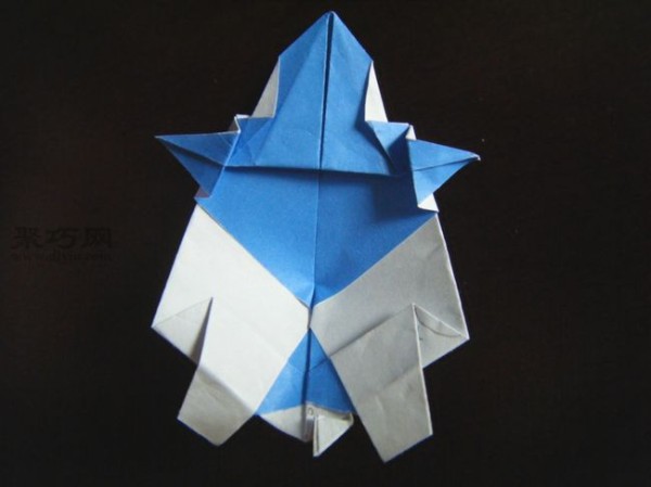 Childrens small animal origami tutorial teaches you how to fold a 3D turtle