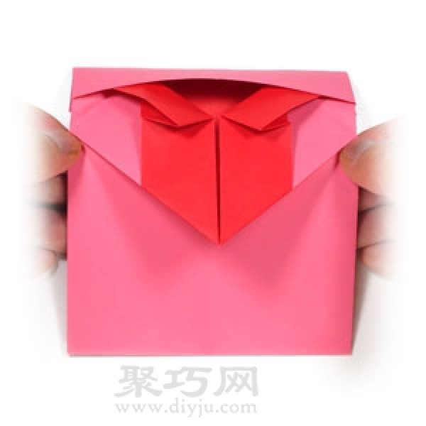 How to fold an origami heart-shaped envelope