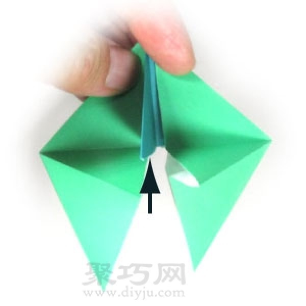 How to fold a top using square paper? Let’s learn this simple paper top origami