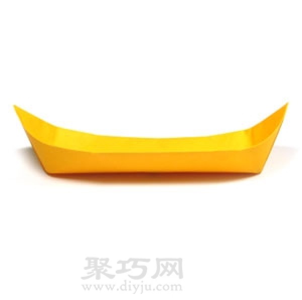 How to fold a paper canoe boat. Teach you how to fold a paper canoe boat by hand.