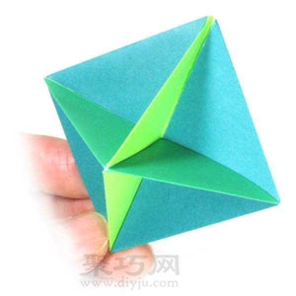 How to fold a top using square paper? Let’s learn this simple paper top origami