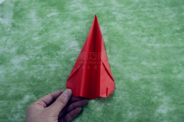 The simplest way to fold a paper airplane in origami fighter