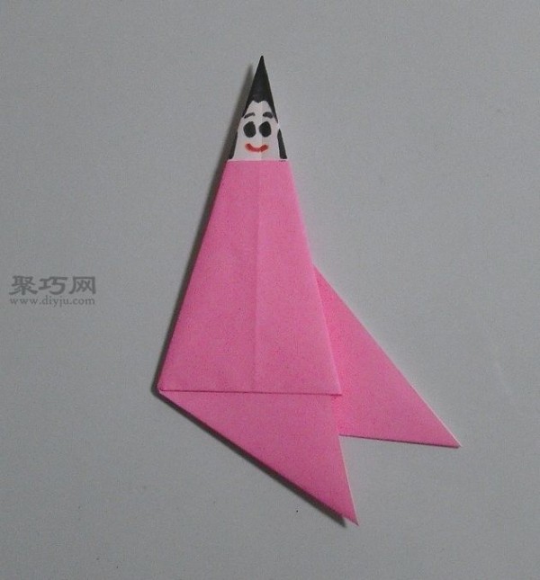 Fun cartoon origami tutorial for children. Simple origami folding method for children.