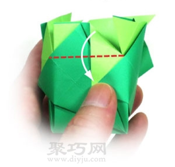 Hollow Cube Origami: Illustration of the folding method of forming a paper cube