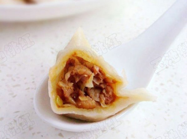 Steps to make fresh cabbage and pork dumplings. Complete recipe of winter solstice pork dumplings.