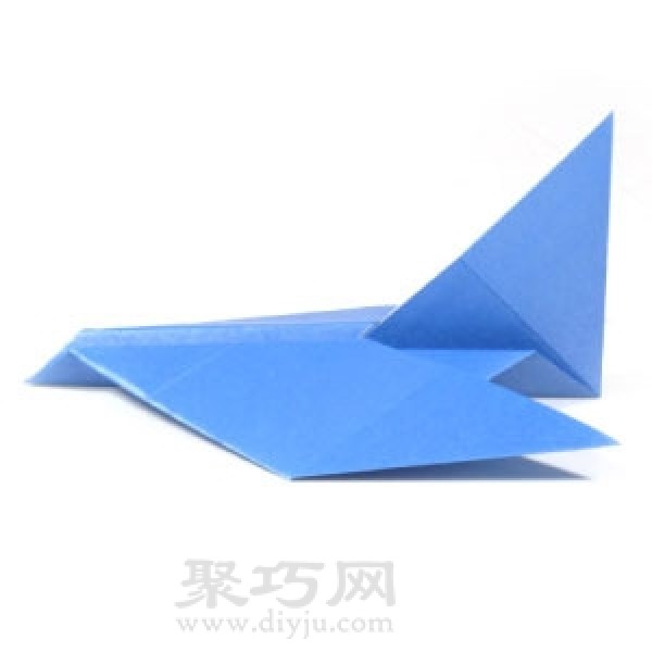 Jet fighter origami tutorial teaches you how to fold a jet aircraft