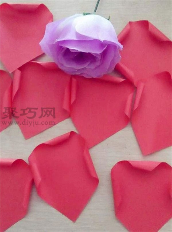 How to make roses from paper. Illustration of how to make artificial roses by hand.