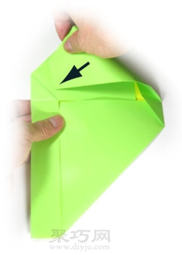 The easiest way to fold an envelope using rectangular origami. Come and learn!