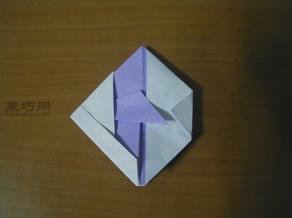 Illustration of the steps for making origami fish in kindergarten. It can be used as an origami lesson plan for children.