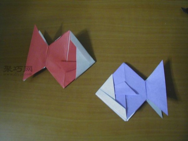 Illustration of the steps for making origami fish in kindergarten. It can be used as an origami lesson plan for children.