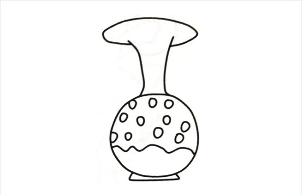 Step-by-step picture tutorial on how to draw a simple vase