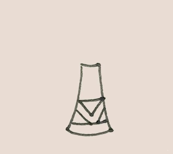 Simple drawing of vase