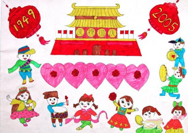 Appreciation of childrens paintings to celebrate National Day