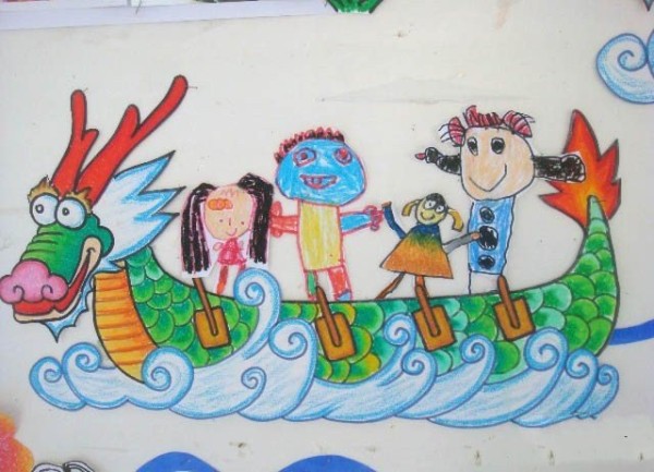 Childrens drawings about the Dragon Boat Festival-Green Dragon Boat Festival