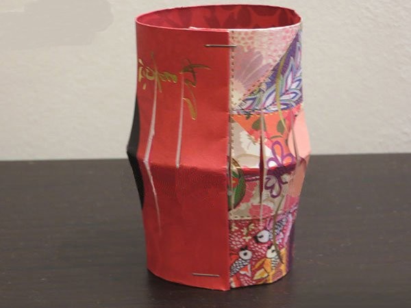 How to make red envelope lanterns