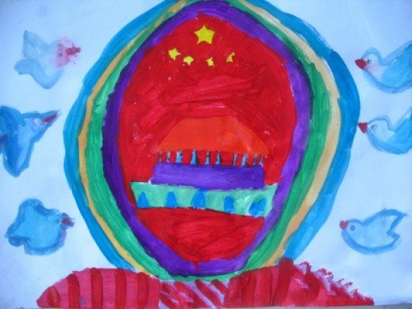 China under pacifism, sharing of children’s paintings on National Day themes